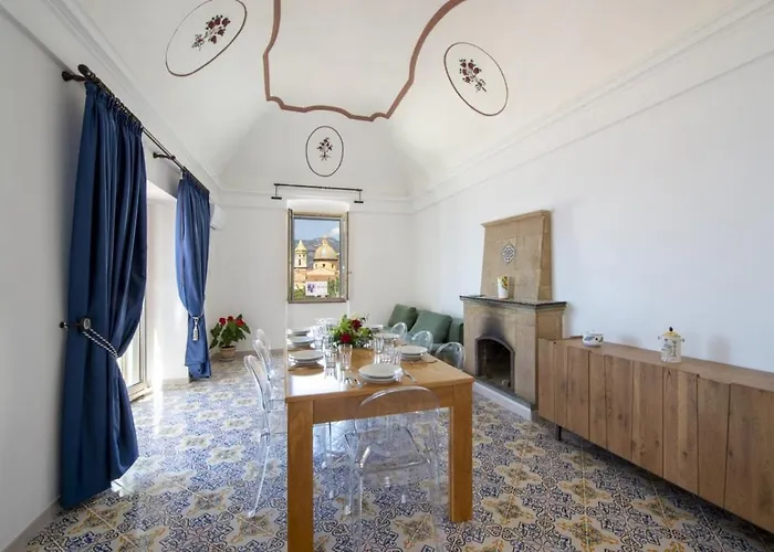 Torretta And Pool And Lift Villa