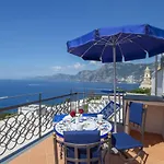 Torretta And Pool And Lift